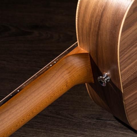 アコースティックギター | Taylor Guitars